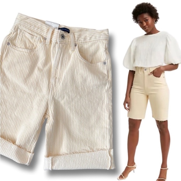 Levi's® Made & Crafted®
COLUMN WOMEN'S SHORTS
Soleil White Pinstripe - Picture 2 of 9